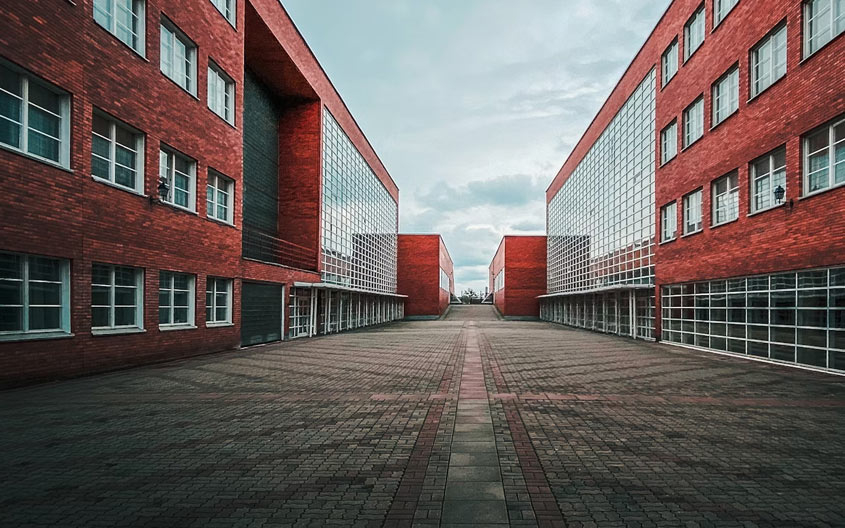 Blog – Traditional vs Online Learning